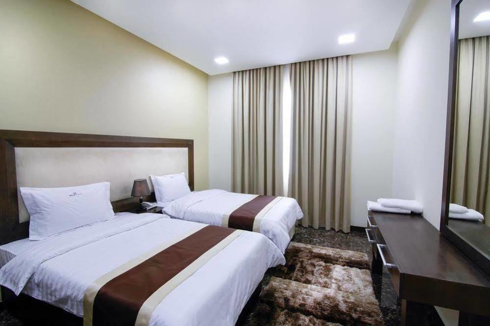 Belle Tower Luxury Apartments 麦纳麦 外观 照片