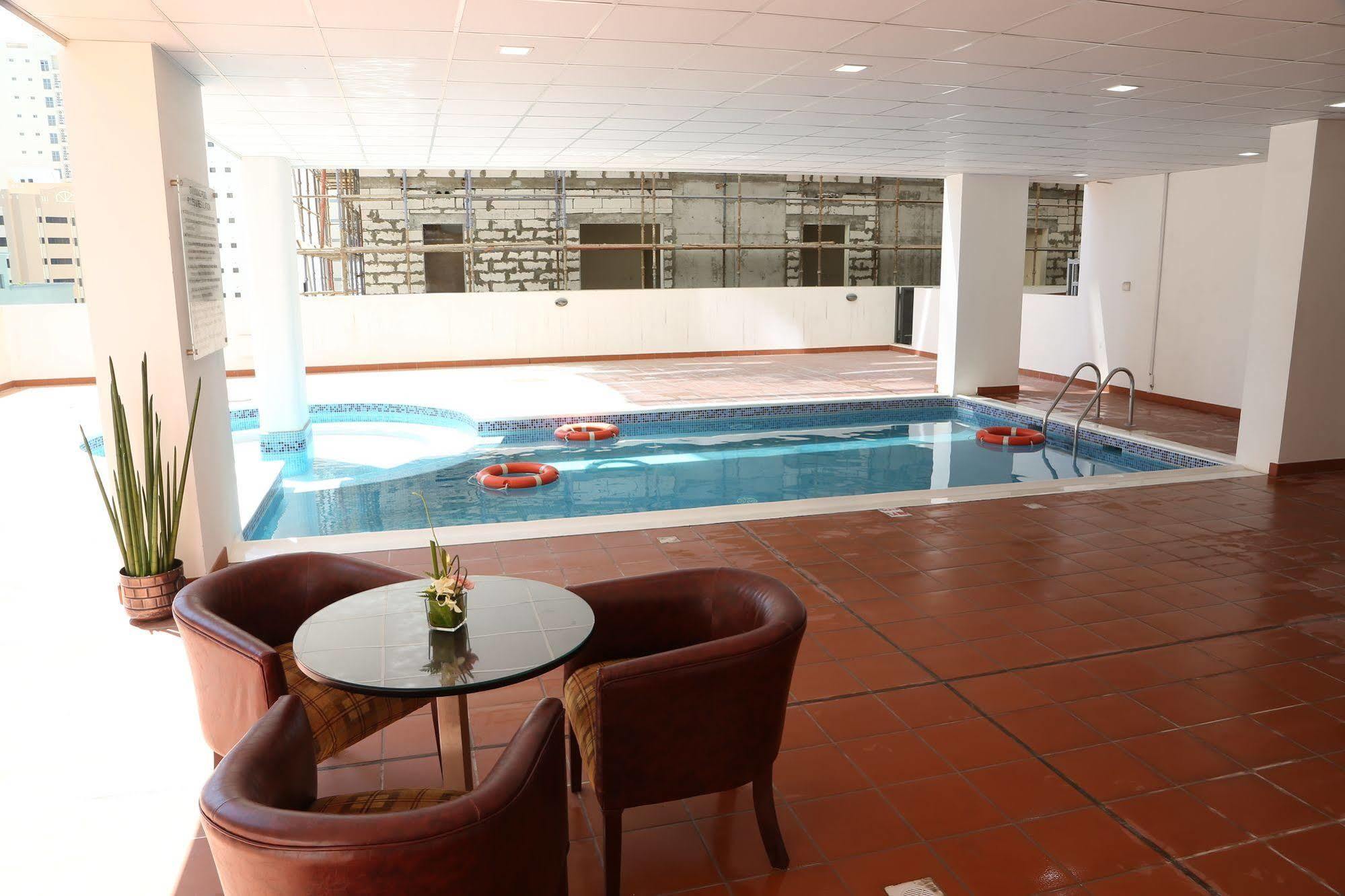 Belle Tower Luxury Apartments 麦纳麦 外观 照片